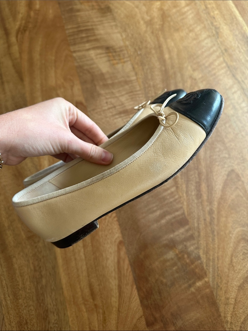 CHANEL Beige Black Cap Toe Bow Ballet Flats Size 36.5 Tan Black - Picture 4 of 9